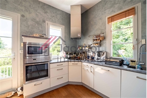 appartement à la vente -   39000  LONS-LE-SAUNIER, surface 152 m2 vente appartement - APR728374